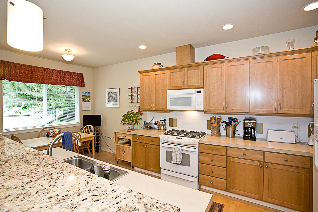 Property Photo: Kitchen 13824 N Creek Dr 2201  WA 98012 