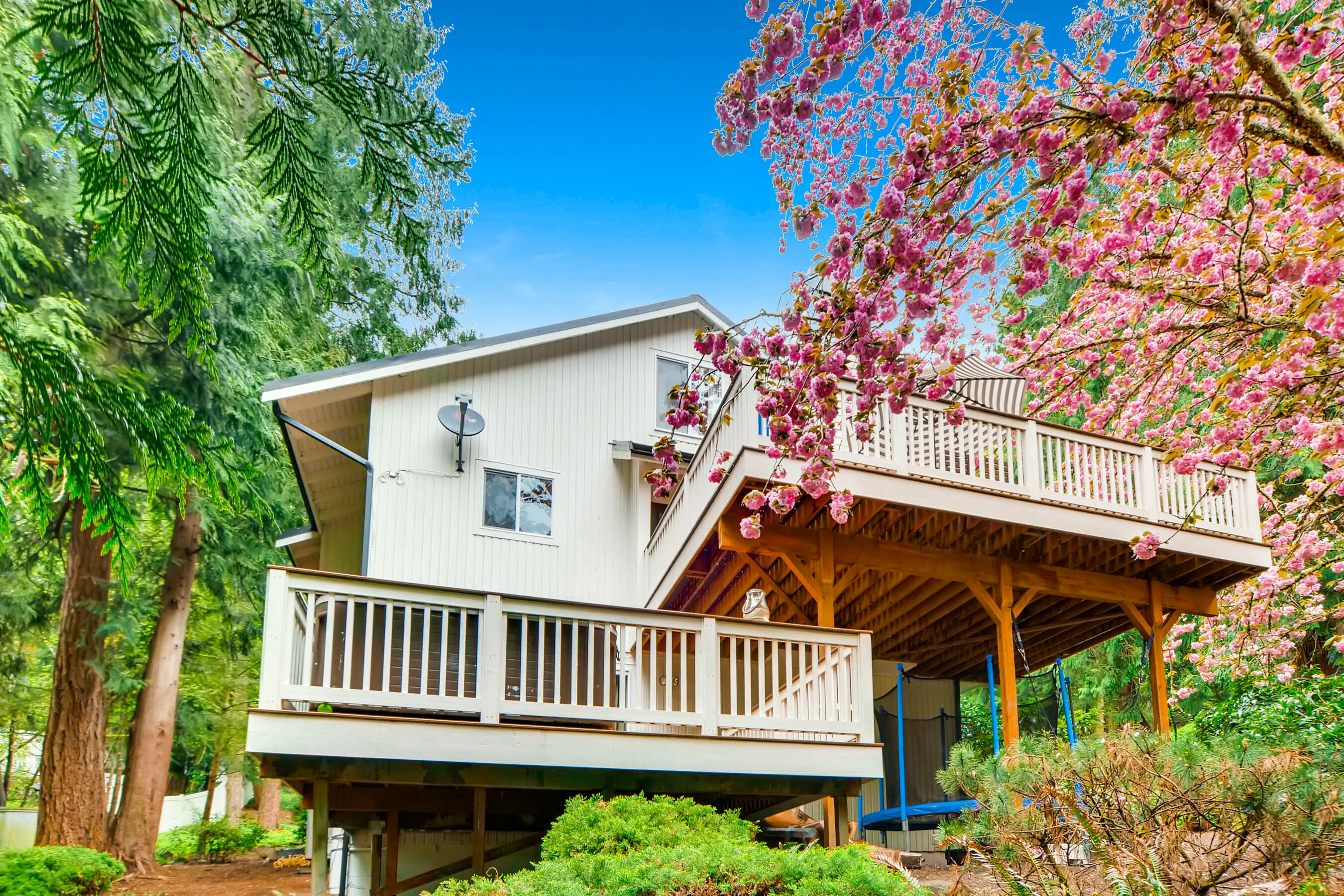 Property Photo: 1505 207th Place NE WA 98074