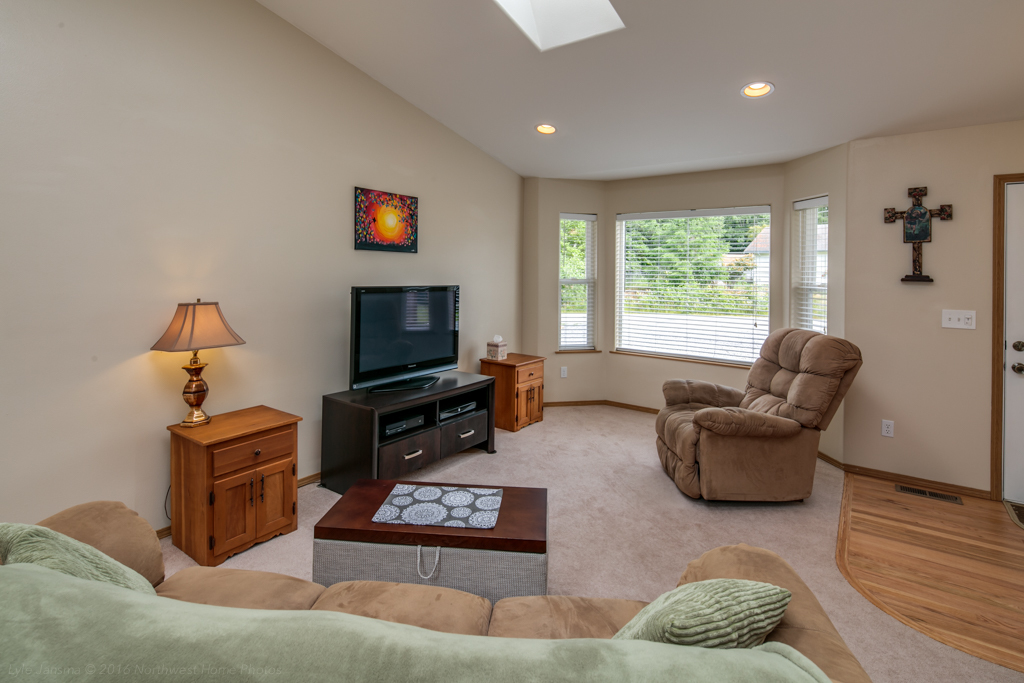 Property Photo: Interior 3059 Ridgeview Dr WA 98284