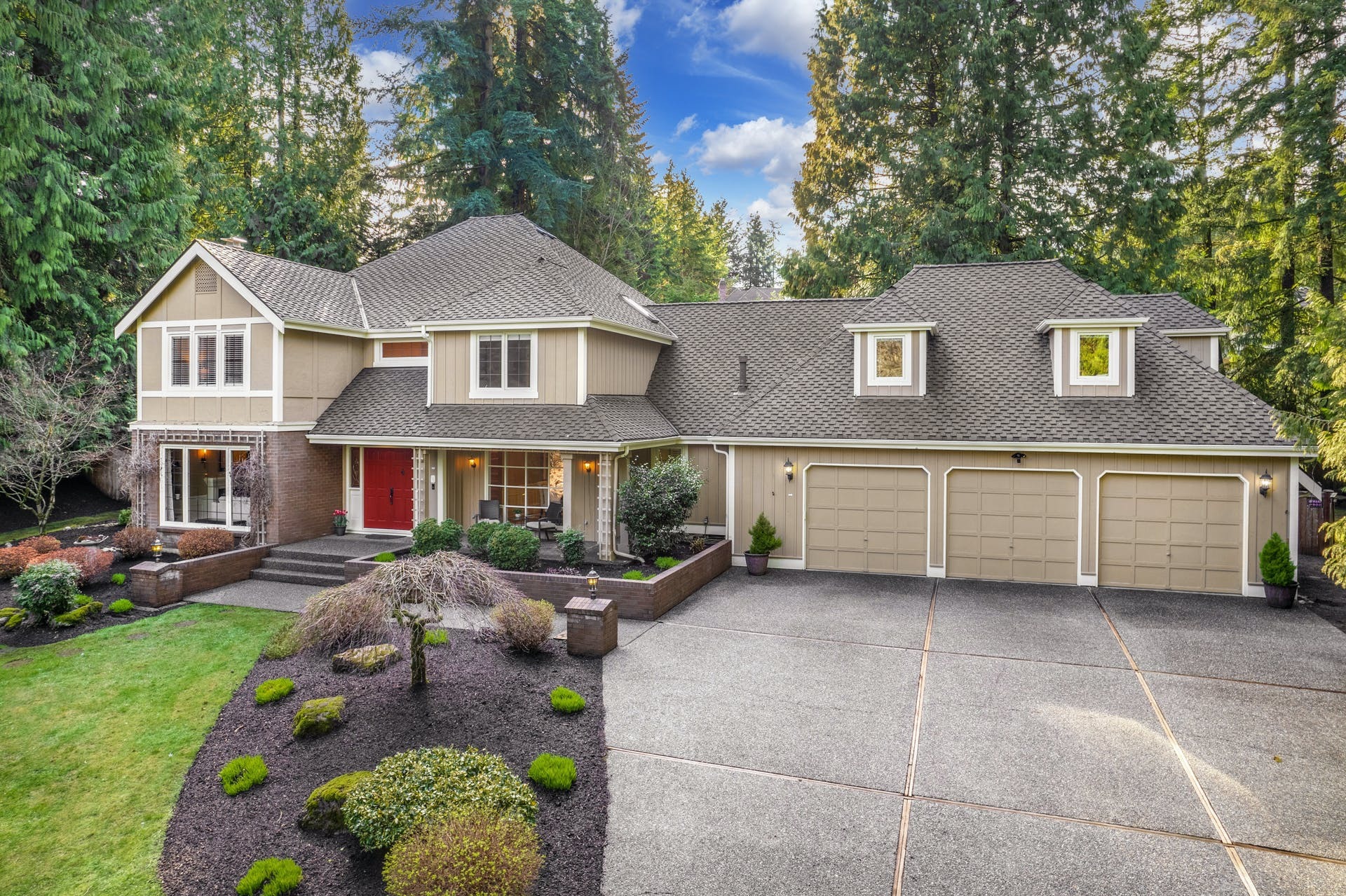 Property Photo:  18205 159th Avenue NE  WA 98072 