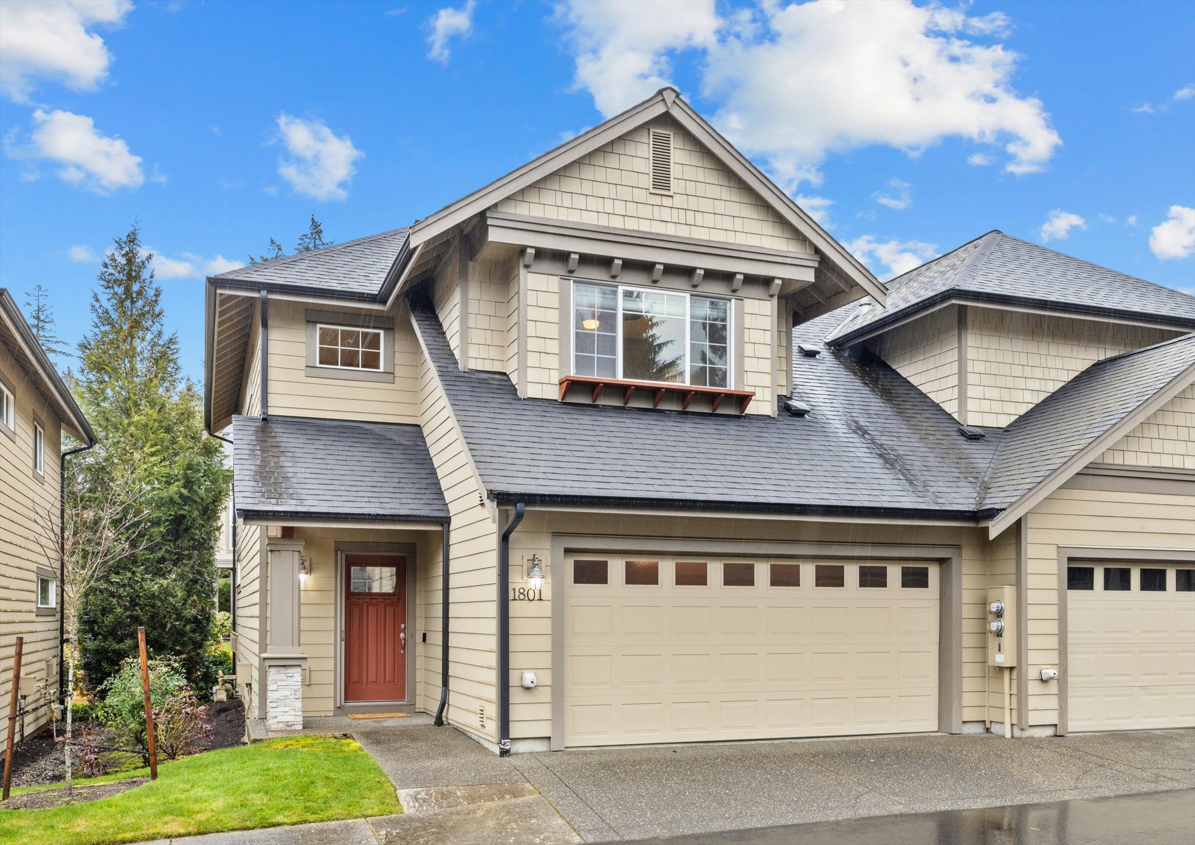 Property Photo:  13824 N Creek Drive 1801  WA 98012 