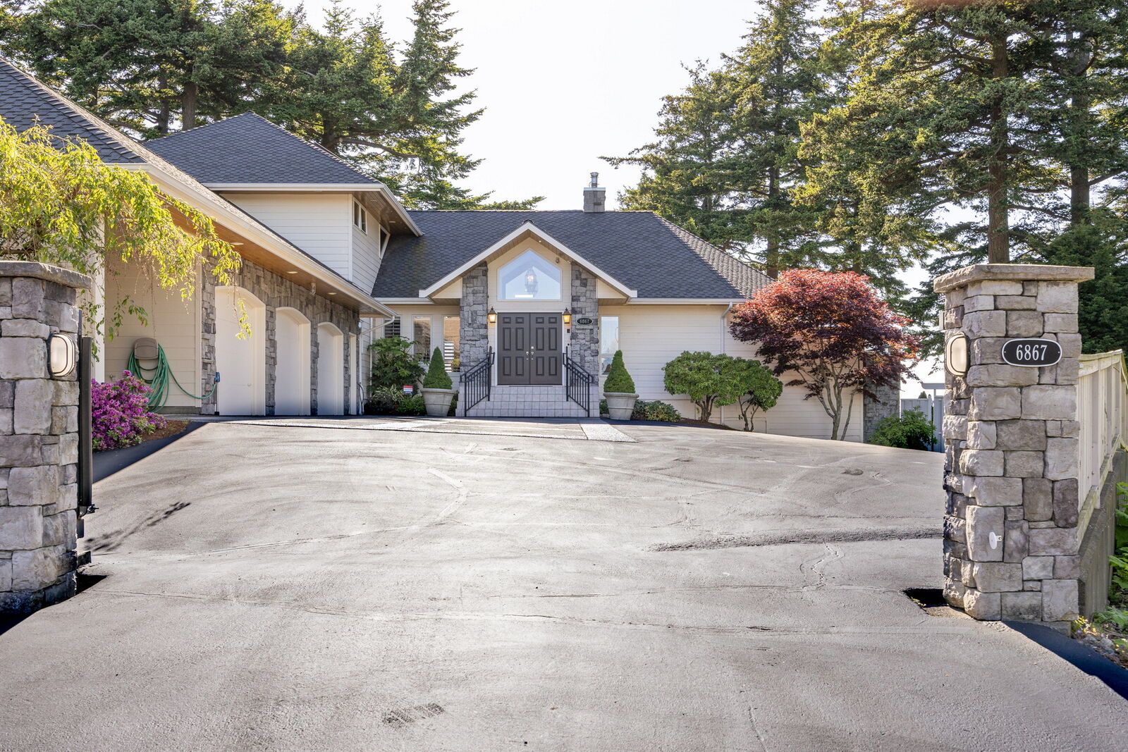 Property Photo:  6867  Holeman Avenue  WA 98230 