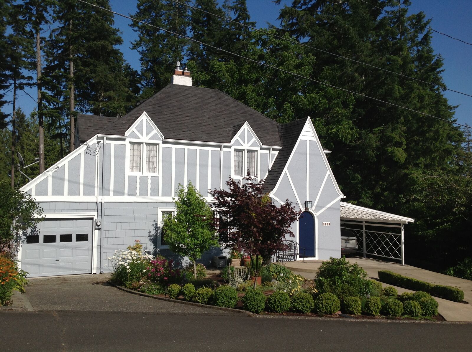 Property Photo:  1254 Spur St  WA 98520 