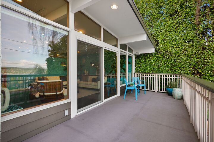 Property Photo:  6345  Wilson Avenue S  WA 98118 