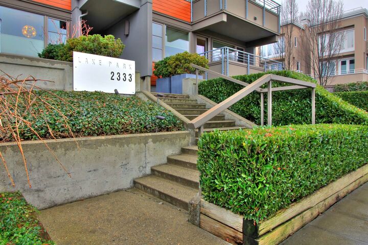 2333 43rd Ave E 103  Seattle WA 98112 photo