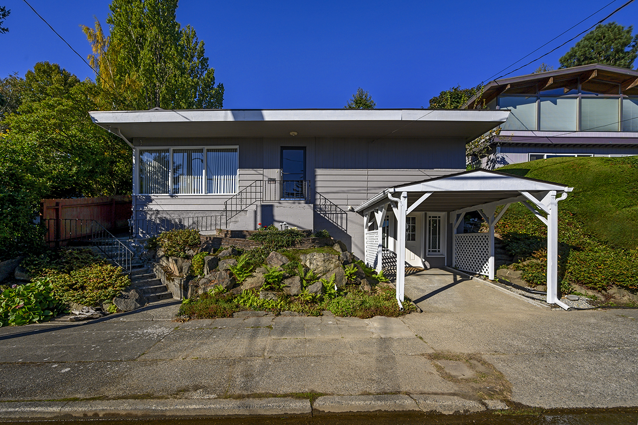 Property Photo: Exterior 3017 23rd Ave W  WA 98199 