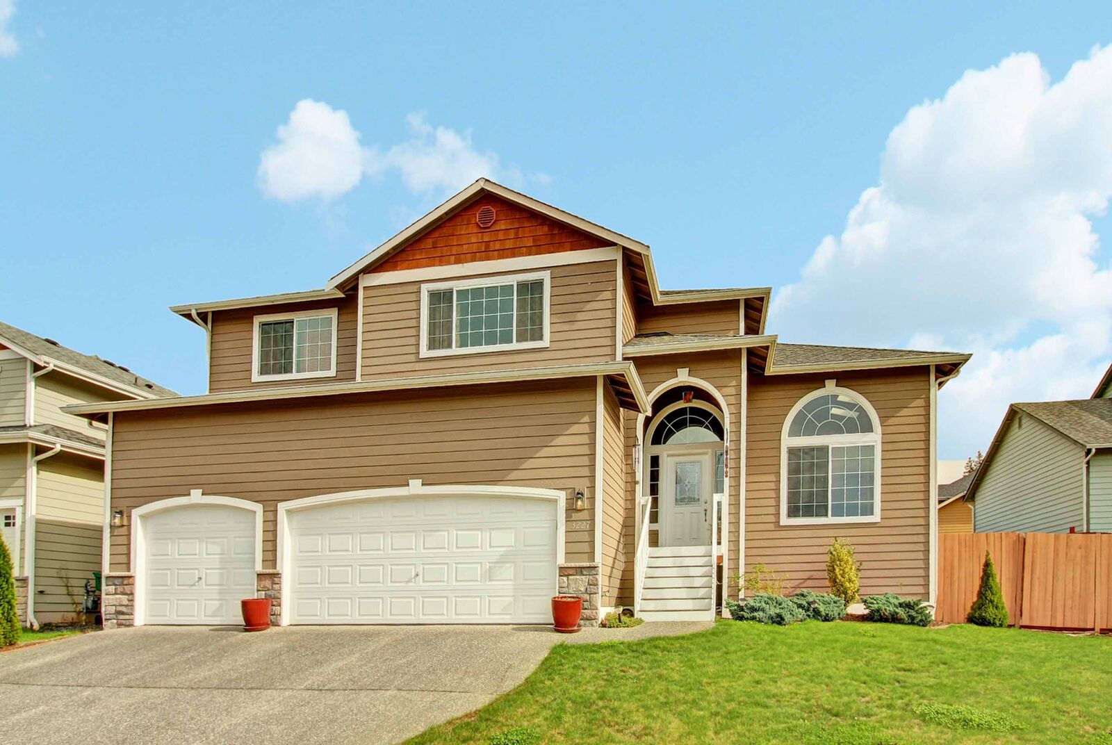 Property Photo:  3227 76th Dr NE  WA 98270 