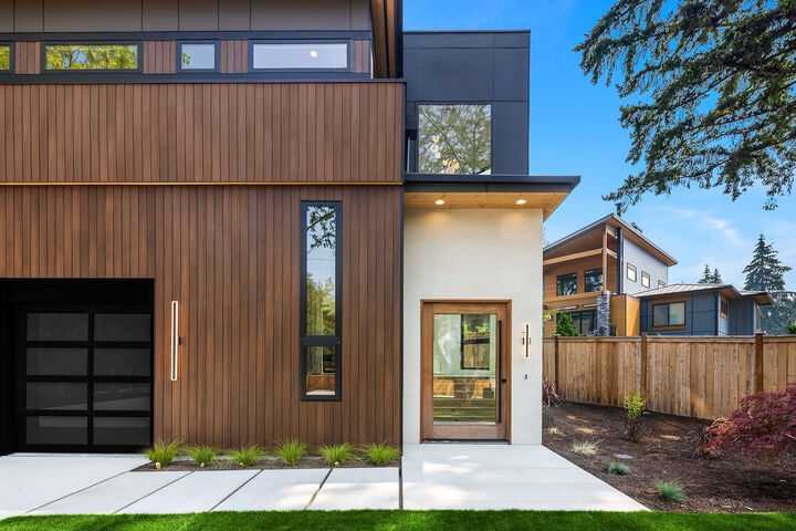 Property Photo:  2303  123rd Place SE  WA 98005 