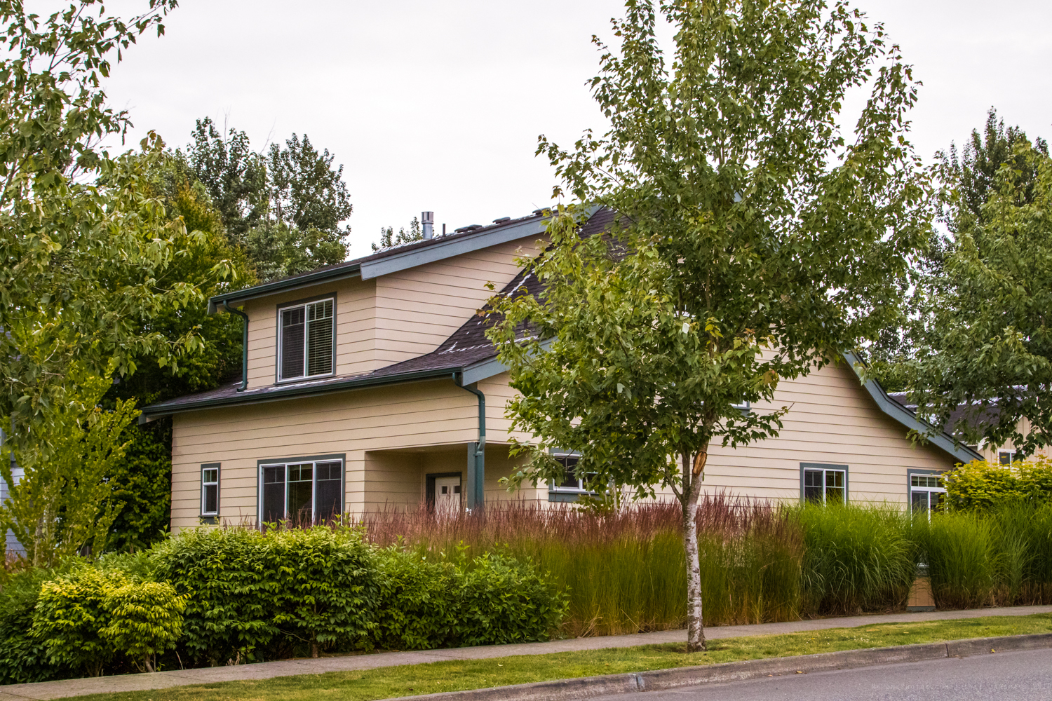 Property Photo:  6212 Malloy Ave  WA 98248 