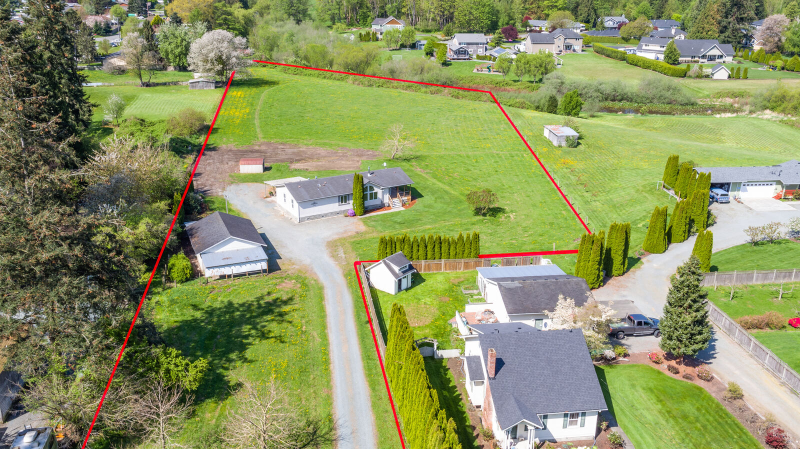 Property Photo: 10494 Collins Rd WA 98284