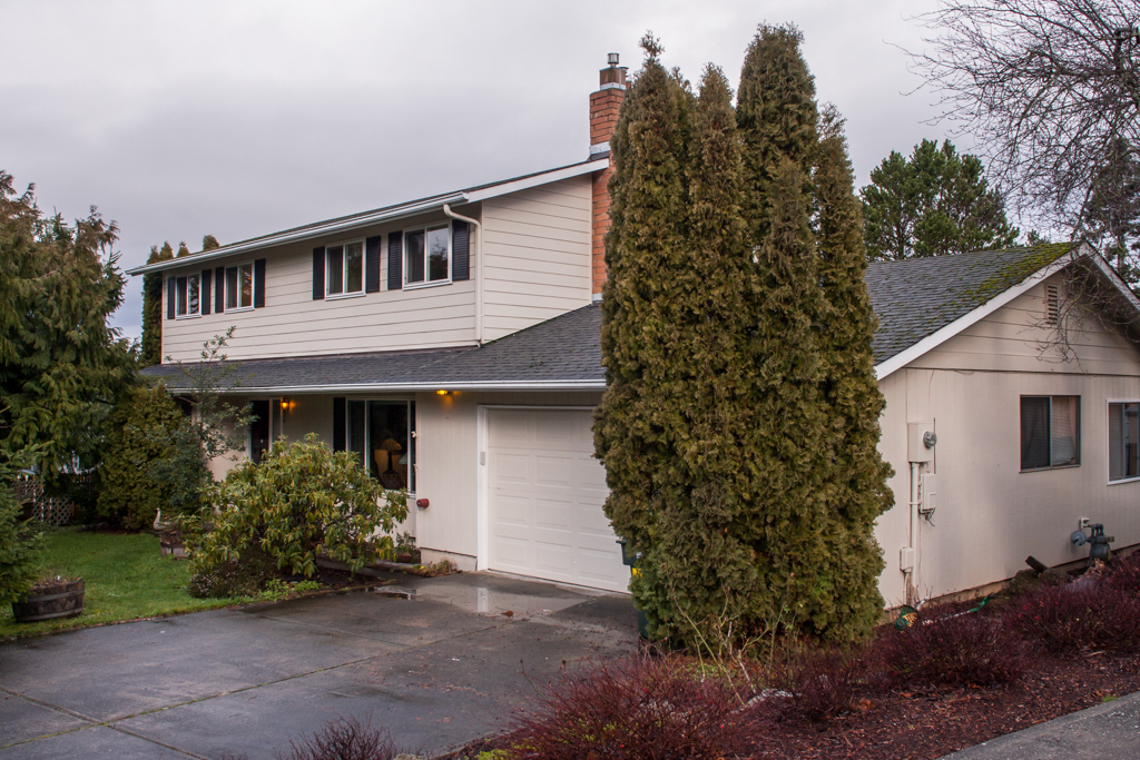 Property Photo:  805 Bennett Ct  WA 98229 