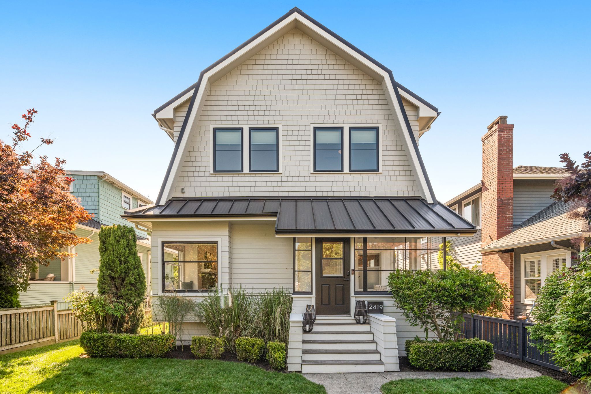 2419  7th Avenue W  Seattle WA 98119 photo