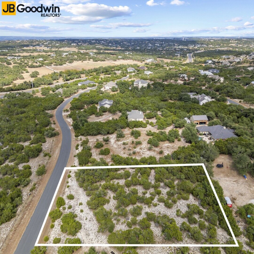 Property Photo: Views: Land Lot and Area 10037 W Cave Loop TX 78620