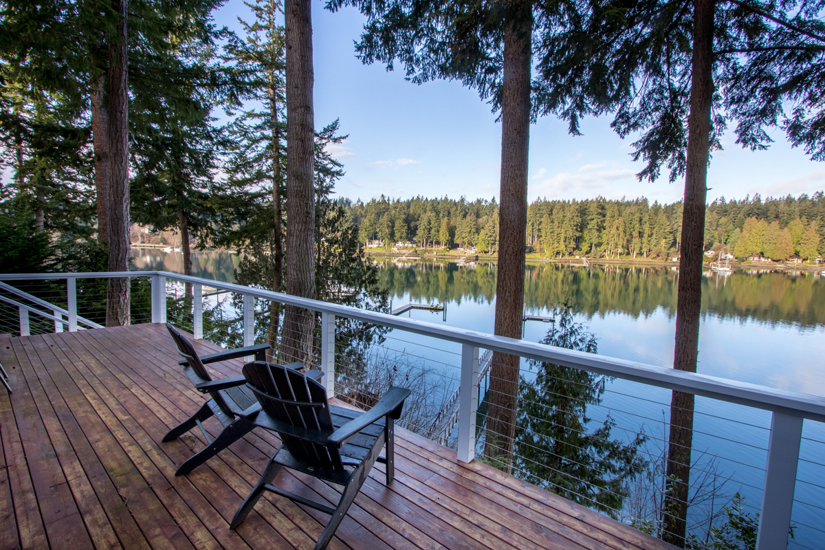 Property Photo: 6522 Monte Vista Dr NE WA 98110
