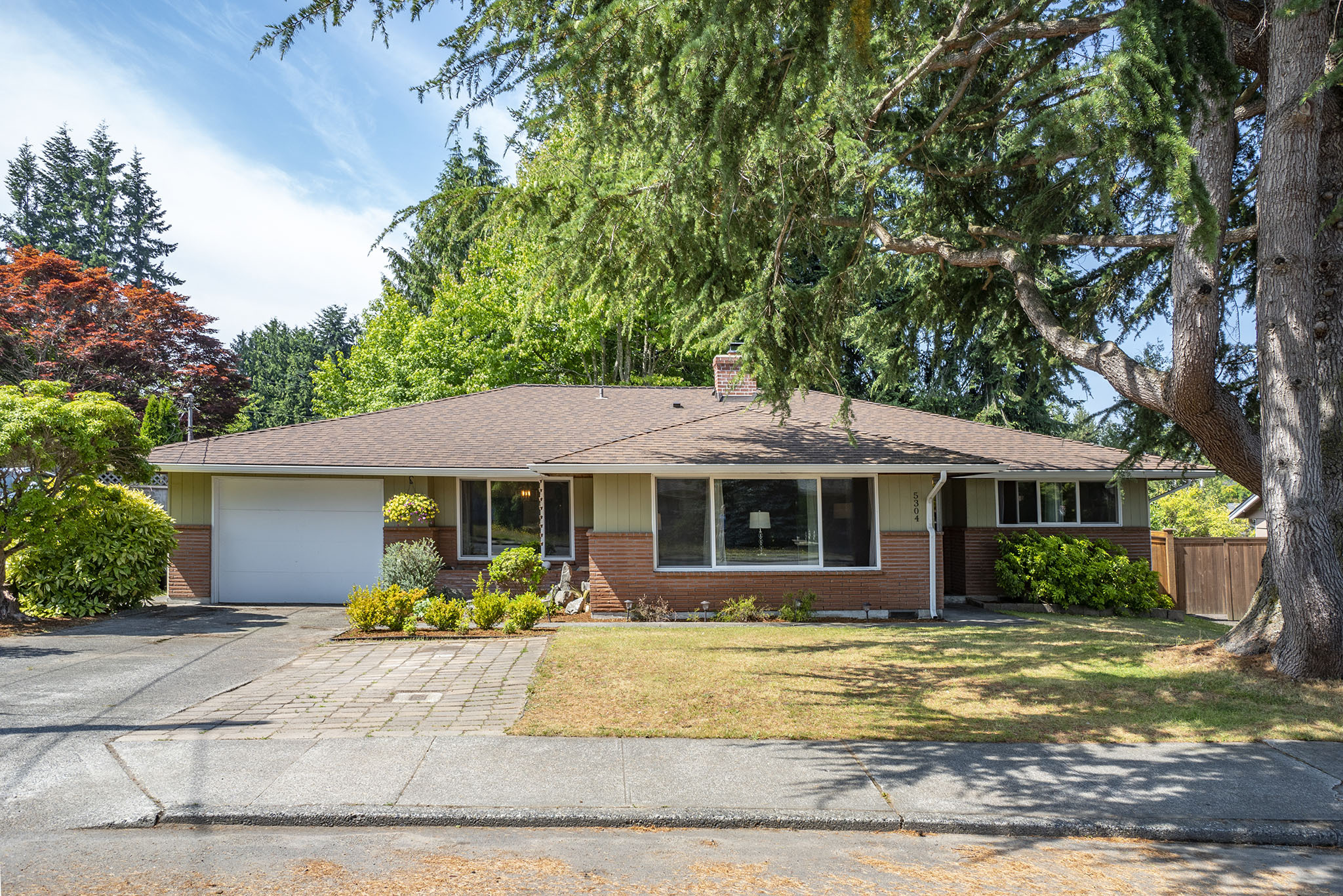 Property Photo:  5304 Beverly Lane  WA 98203 