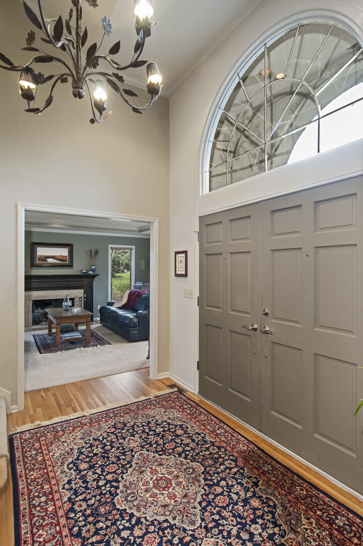 Property Photo: Interior 7875 81st Place SE  WA 98040 