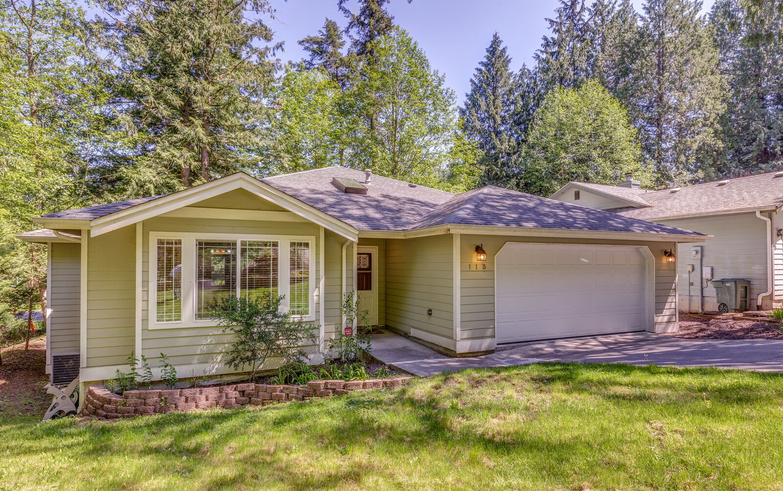Property Photo: 113 Harborview Dr WA 98229