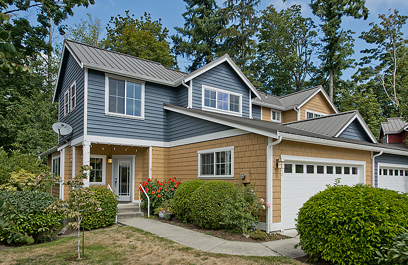 Property Photo:  1842 Sakai Village Lp NE  WA 98110 