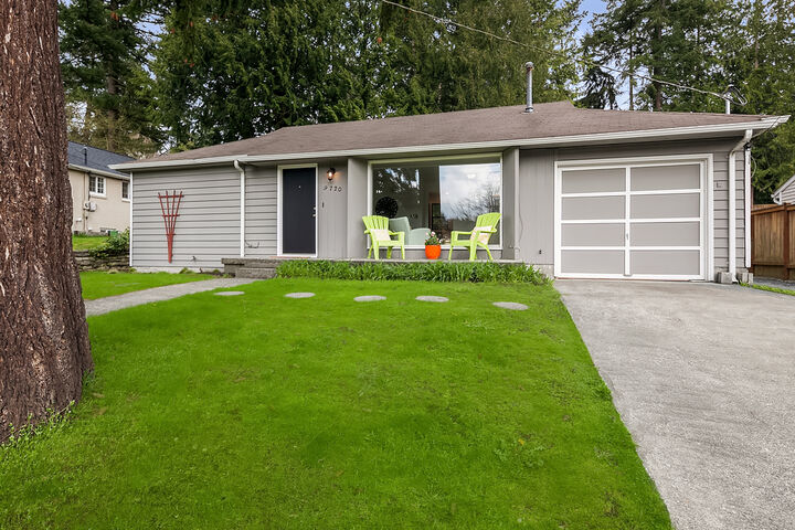 9720 46th Ave NE  Seattle WA 98115 photo