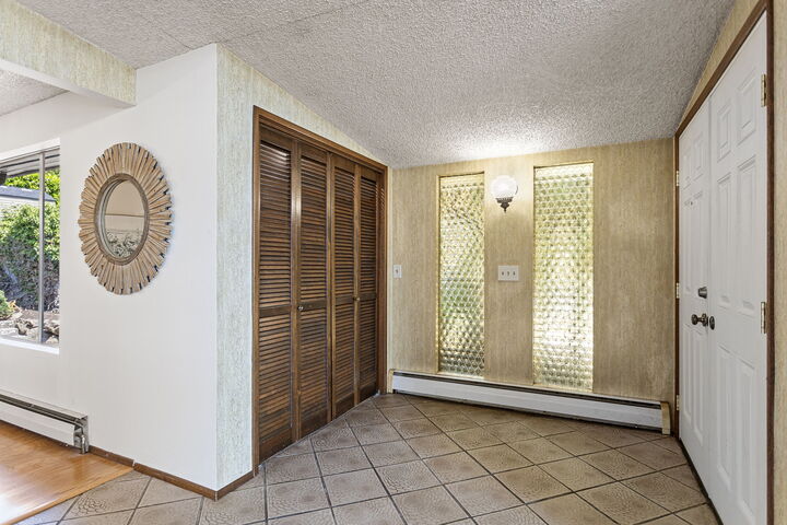 Property Photo: 5210 S Kenyon St 5210 S Kenyon Street  WA 98118 
