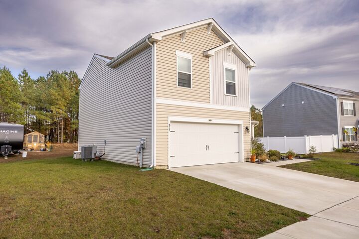 Property Photo: 827 Marquis Avenue MD 21801