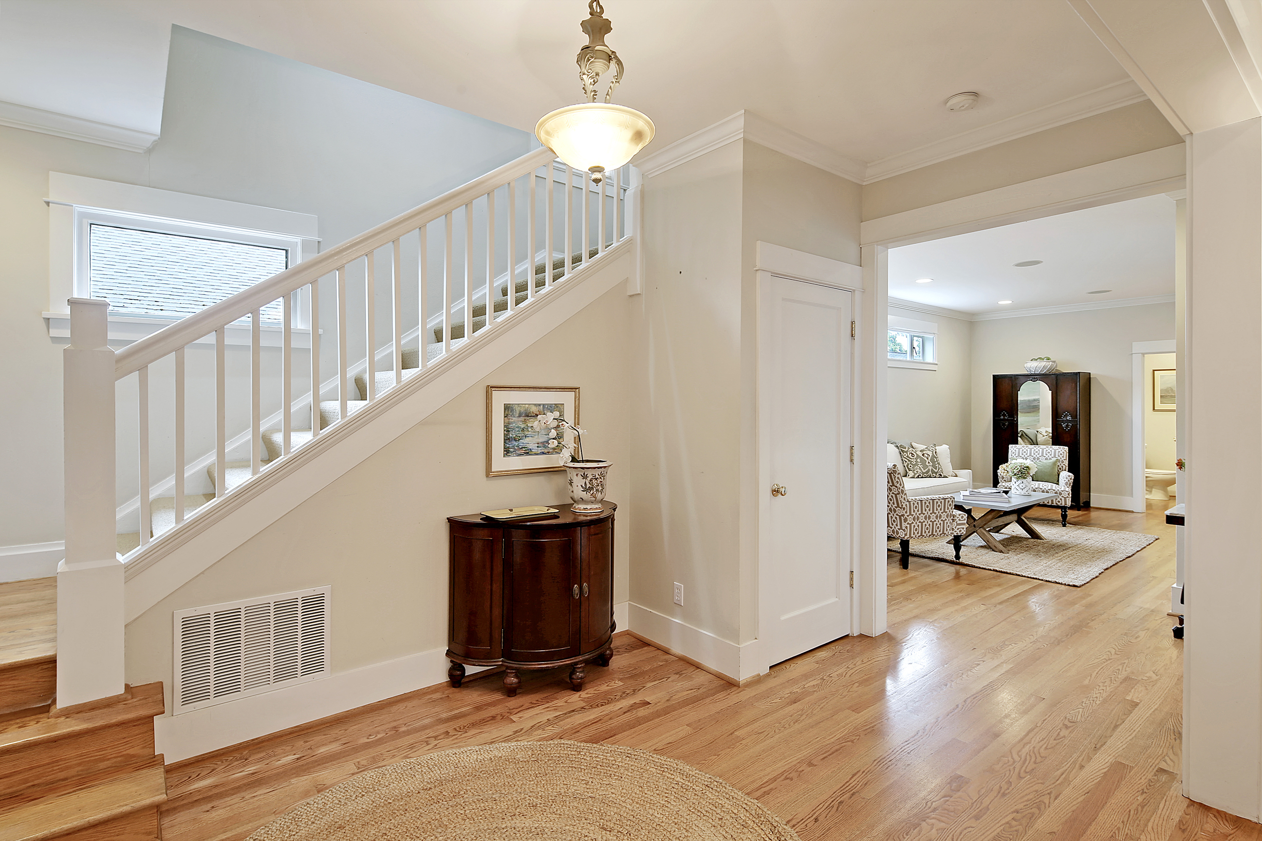 Property Photo: Gracious entry way 1250 17th Ave E  WA 98112 