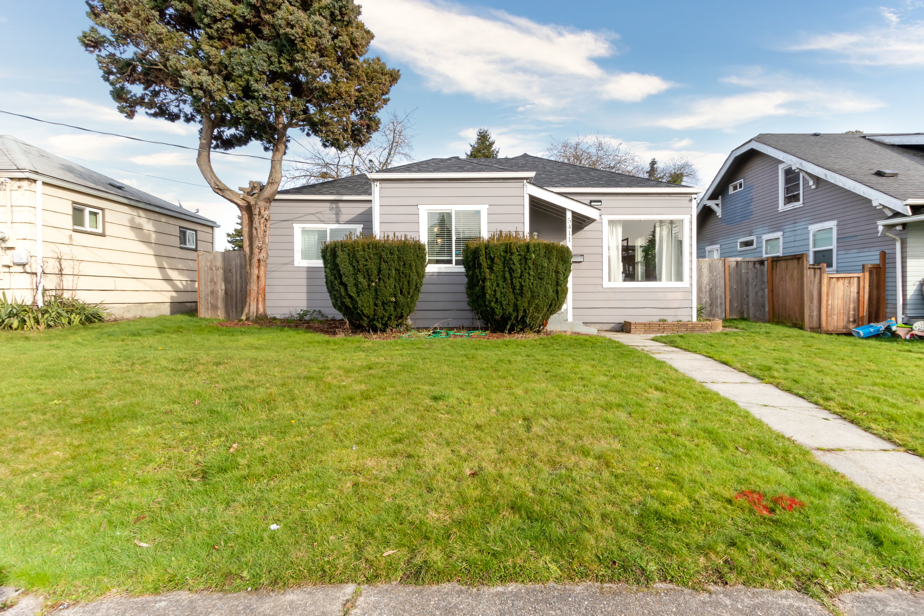 Property Photo: 5411 S M St WA 98408