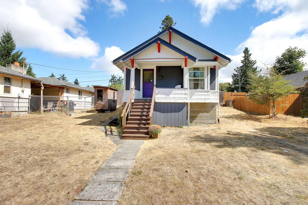 Property Photo:  3505 S Tyler St  WA 98409 