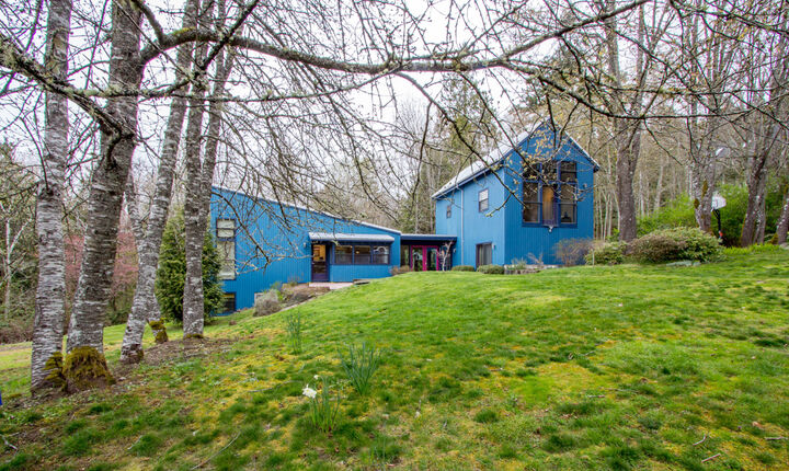 5204 Lynwood Center Rd NE  Bainbridge Island WA 98110 photo Lywood Center