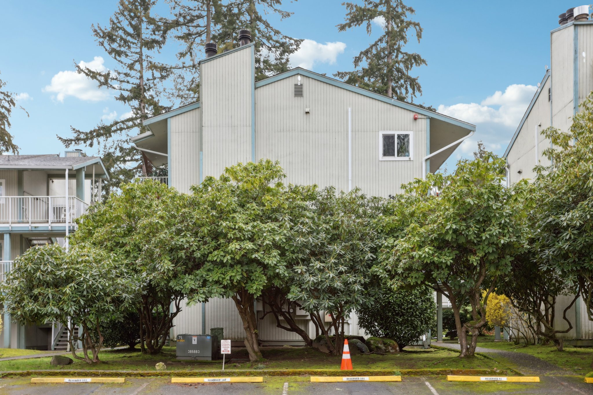 5806  200th Street SW F  Lynnwood WA 98036 photo