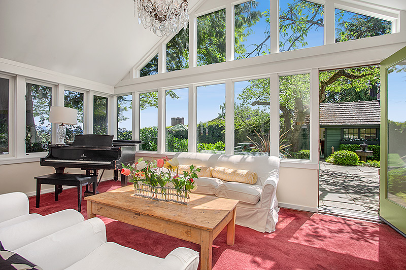 Property Photo: Sunroom 3441 Cascadia Ave S  WA 98144 