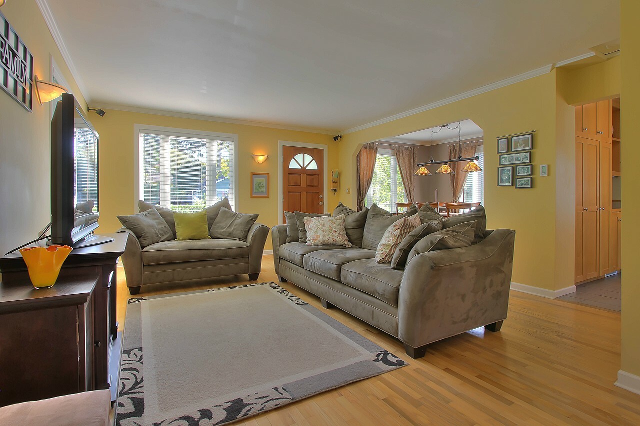 Property Photo: Living room 2750 NE 103rd St  WA 98125 