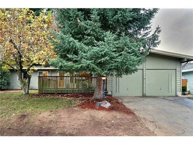 Property Photo:  2211 166th Place NE  WA 98008 