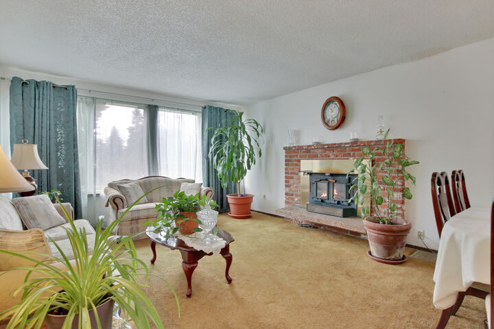 Property Photo:  18624 8th Av Ct E  WA 98387 