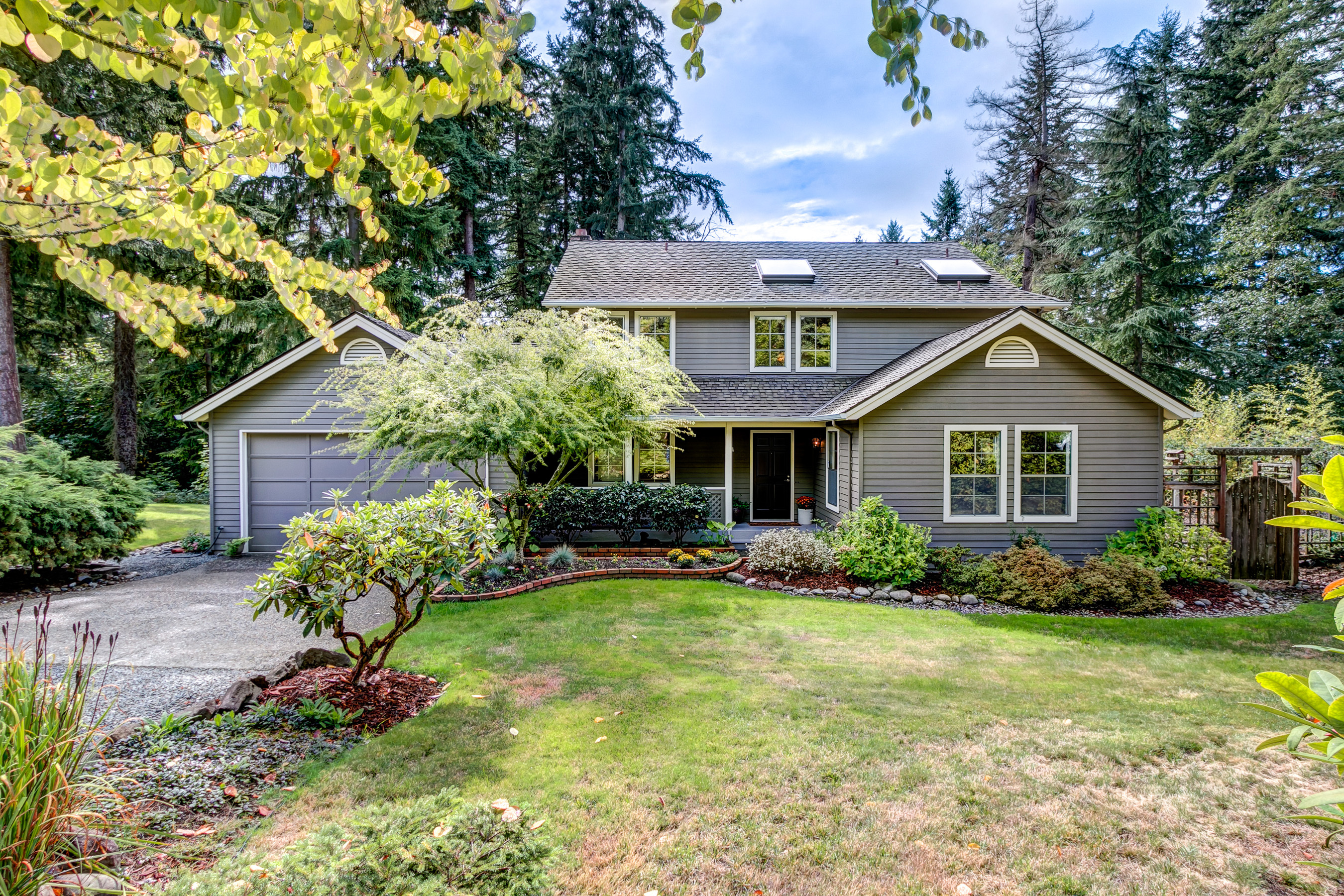 Property Photo:  21225 NE 14th Place  WA 98074 
