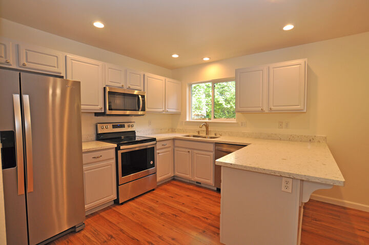 Property Photo:  12622 Naomilawn Dr SW  WA 98498 