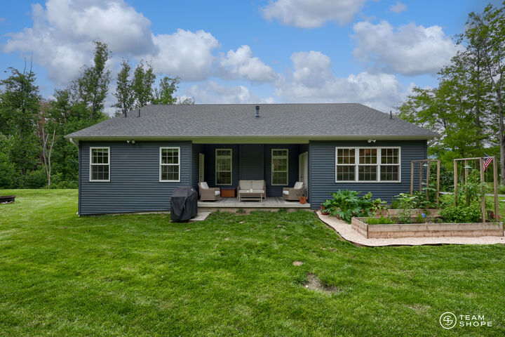 Property Photo: 3206 Sutton Drive PA 17112