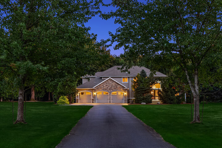 Property Photo: 26515 SE 354th Place WA 98010