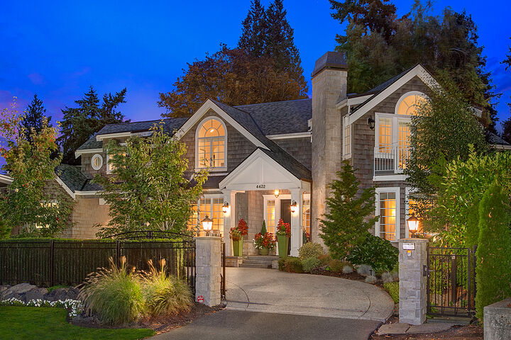 4432 92nd Ave NE  Yarrow Point WA 98004 photo