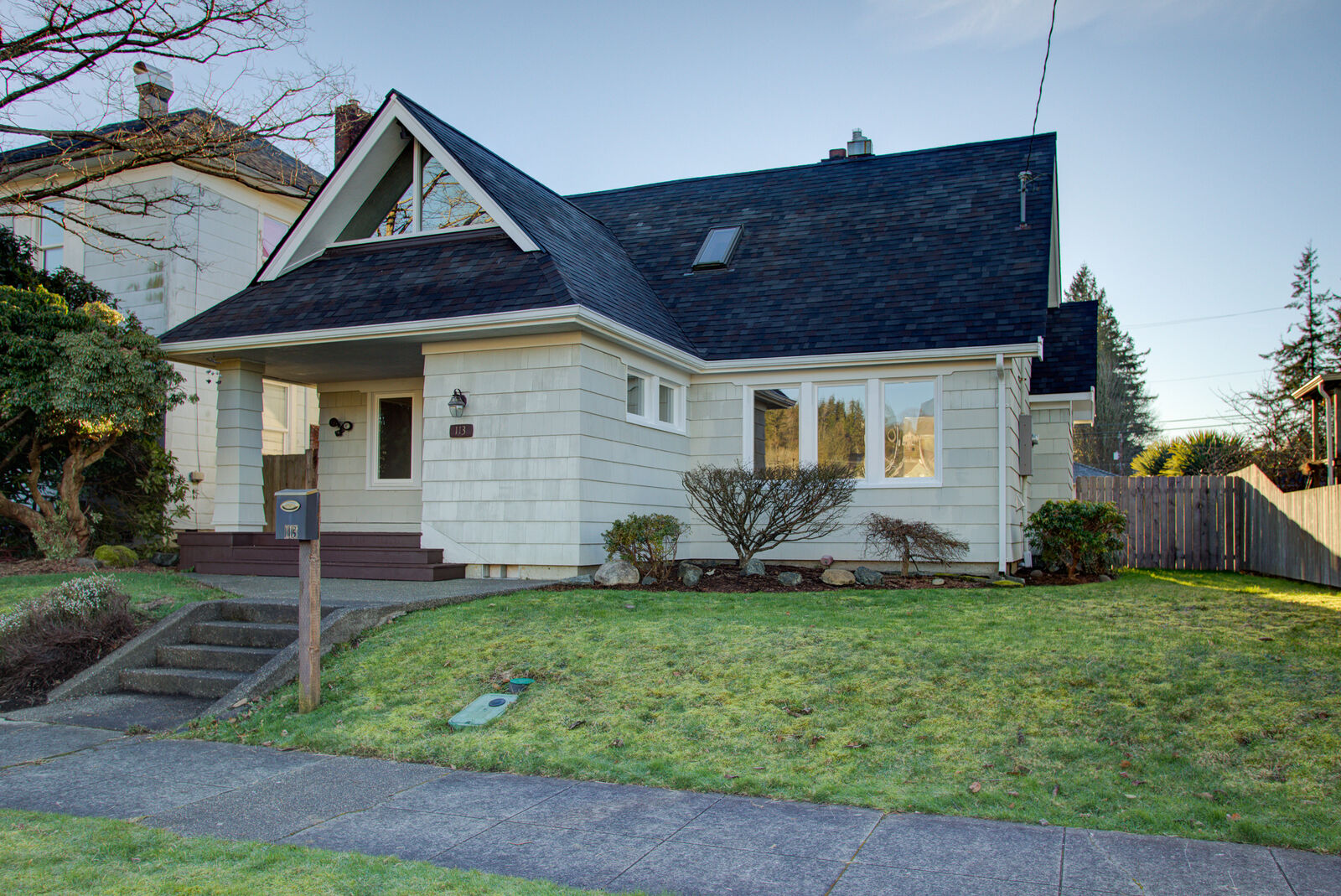 Property Photo:  113 W 4th St  WA 98520 