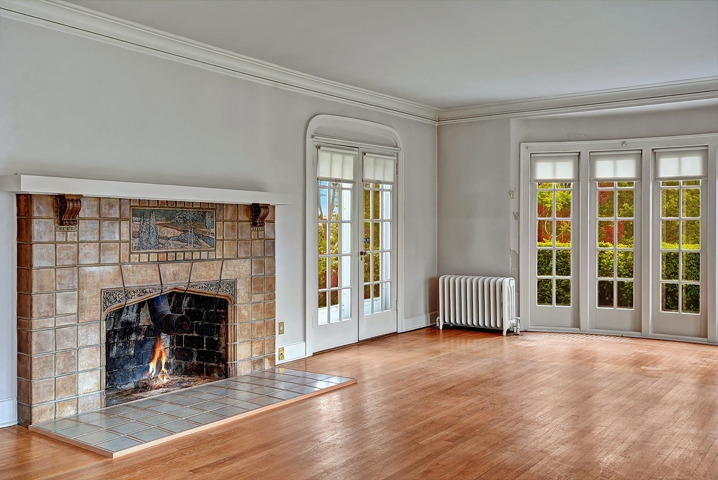 Property Photo: Living room 3760 S Ridgeway Place  WA 98144 