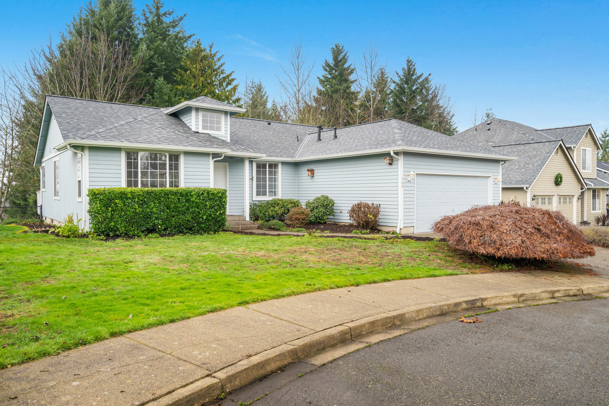 Property Photo:  509 21st Avenue Ct E  WA 98354 