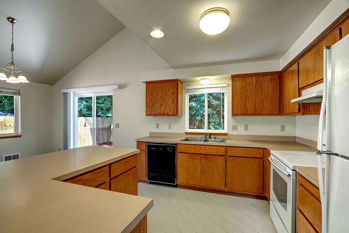 Property Photo: 9507 15th St SE WA 98258