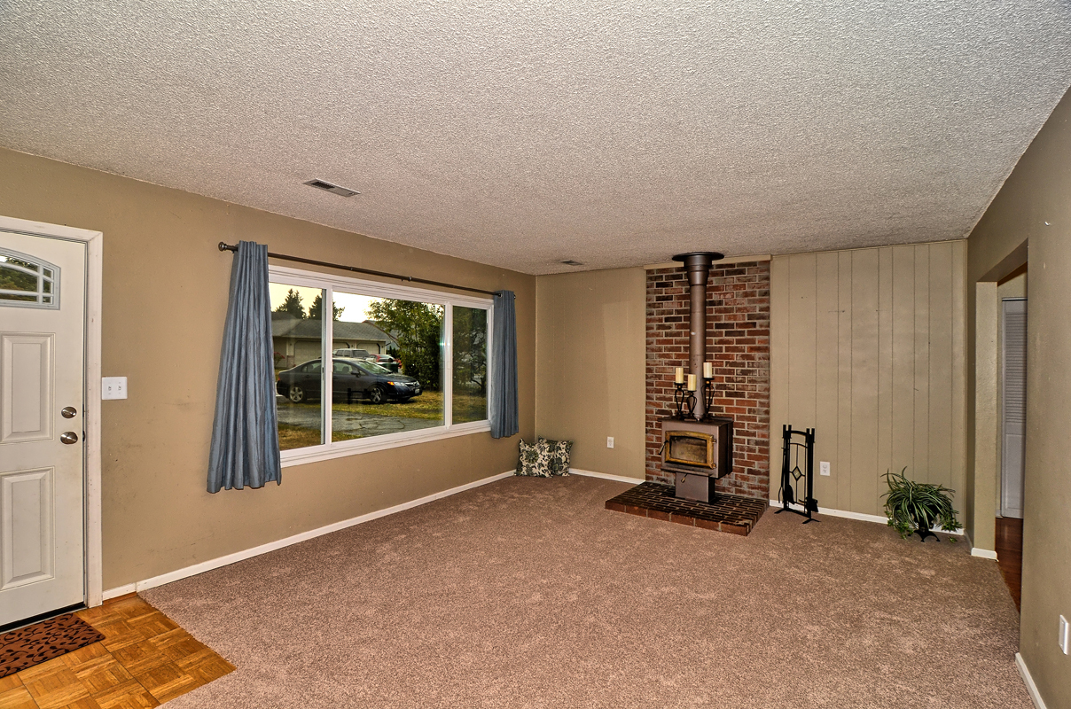 Property Photo: Living room 8209 51st Ave NE  WA 98270 