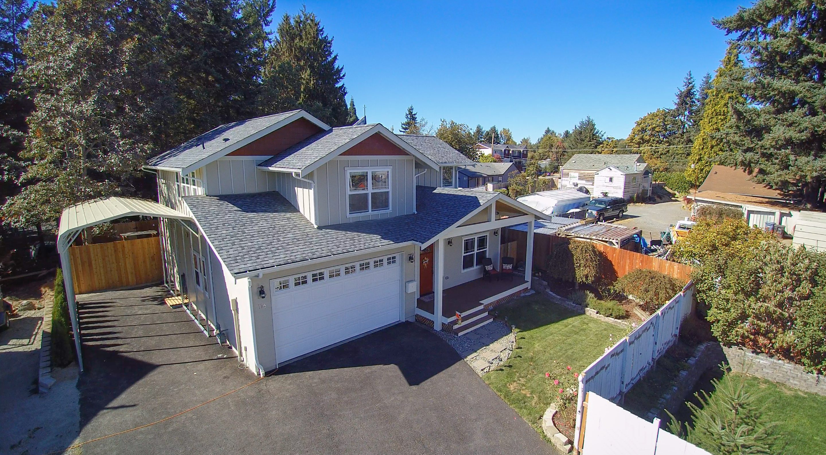 Property Photo:  116 Alameda Ave  WA 98466 