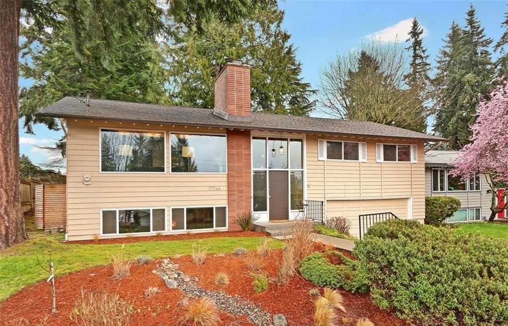 Property Photo: 17744 2nd Ave NW  17744 2nd Ave NW  WA 98177 