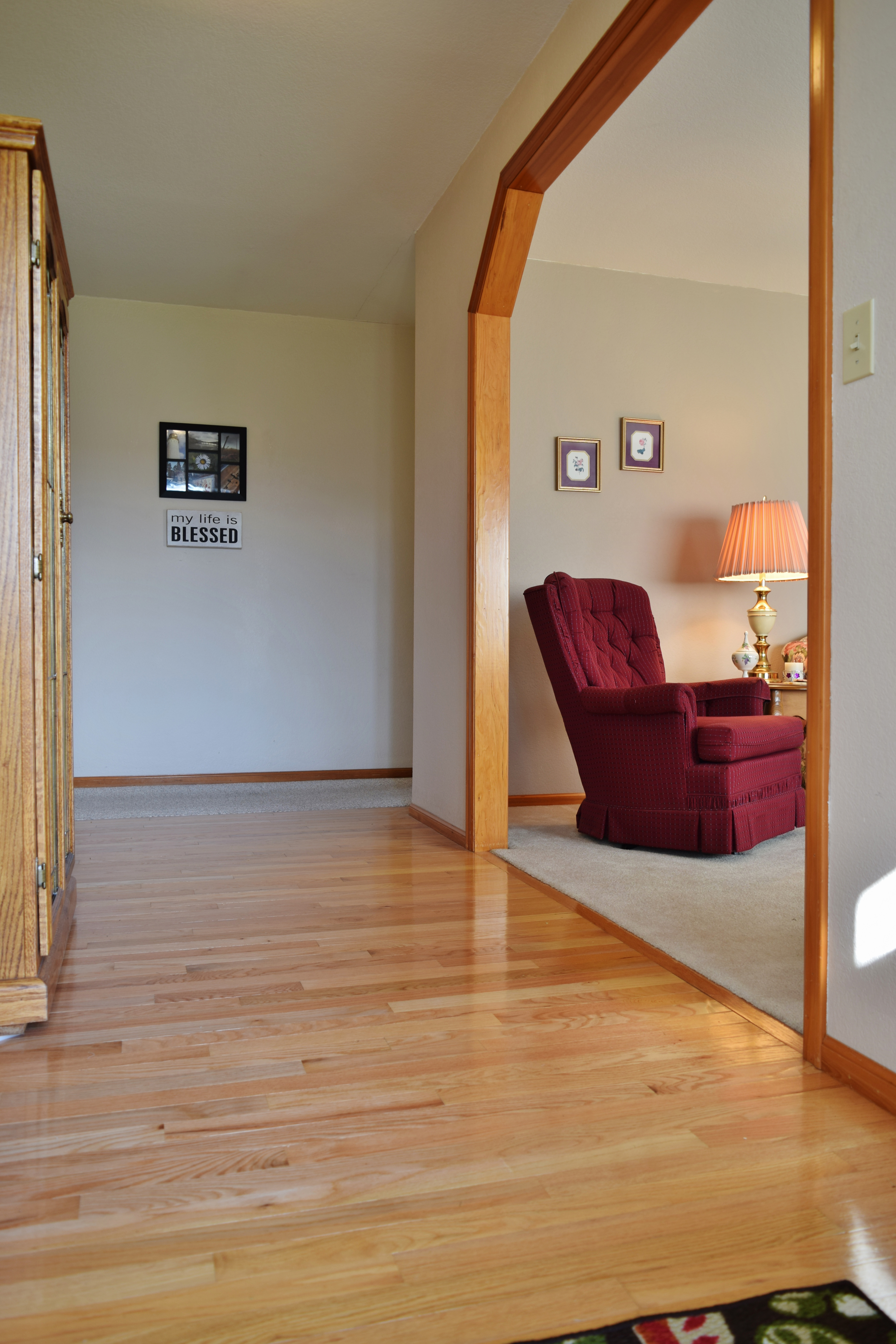 Property Photo: Foyer 1085 Ridgeway Dr WA 98264