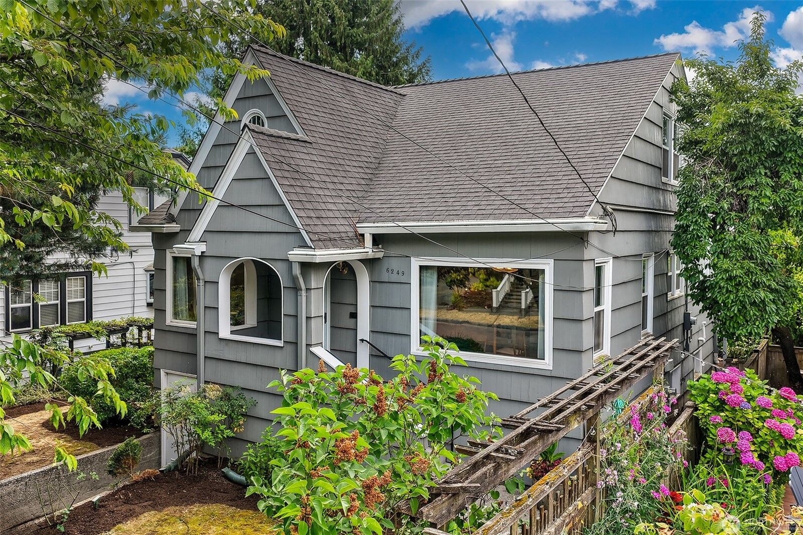 Property Photo: 6249 30th Avenue NE WA 98115