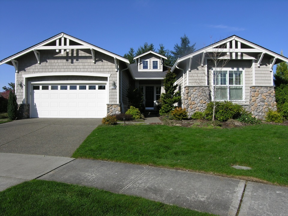 Property Photo: 8705 Bainbridge Lp NE WA 98516