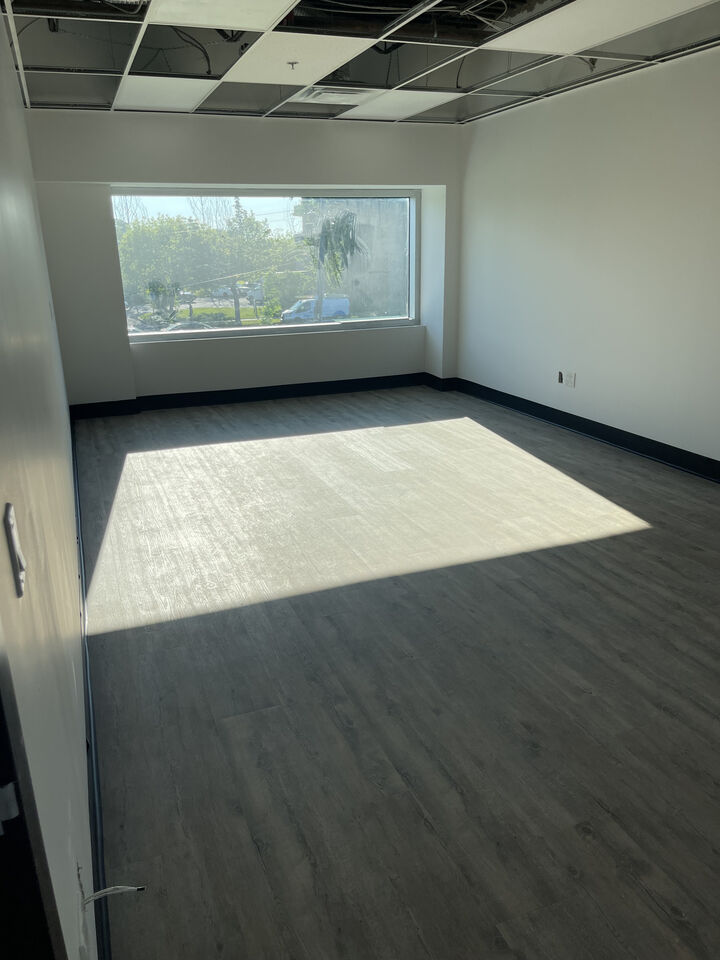 Property Photo:  1510 Birchmount Road 201B ON M1P 2G6 